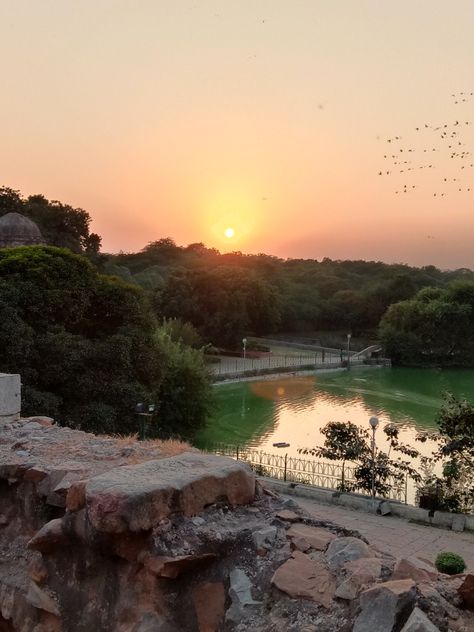 Hauz Khas Aesthetic, Delhi Aesthetics, Hauz Khas Village, Hauz Khas, Travel Picture Ideas, Tan Removal, Picture Places, Village Photography, Instagram Ideas Post