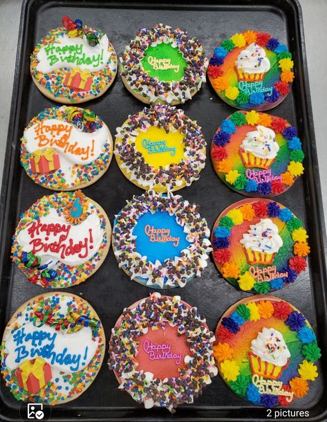 Smile Cookies, Buttercream Frosting Cookies, Pizza Cake, Cookie Pizza, Giant Cookie, Birthday Sheet Cakes, Baking Business, Summer Cakes, Cookie Frosting