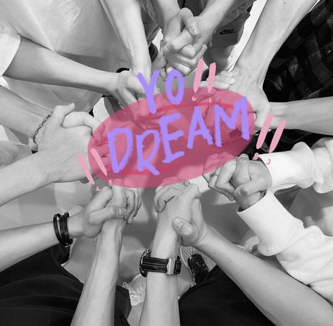 Nct Dream Wallpaper, Dream Wallpaper, Pop Aesthetic, K Pop Aesthetic, Wallpaper Hp, Yo Dream, School Books, My Universe, Neo Culture Technology