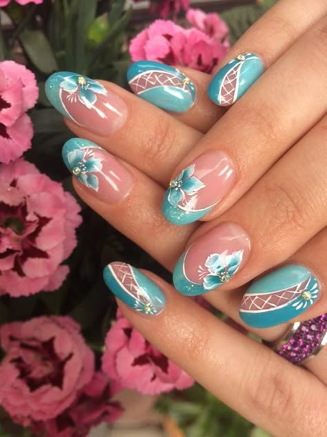 Tape Nail Art, Special Nails, Art Deco Nails, Elegant Nail Art, Nails Art Ideas, Nails Arts, Amazing Nails, Floral Nail Art, Pretty Nail Art Designs