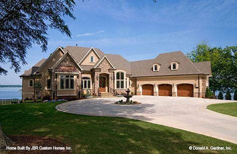 4-Bedroom Two-Story The Heatherstone European Home with Elevator (Floor Plan) Basement Floors, Rustic Lake Houses, Craftsman Cottage, Pool House Plans, Lake Houses, Attic Space, European Home, Lake House Plans, European House