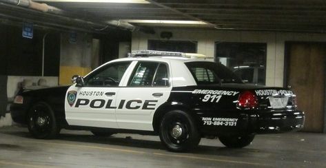 Ford Crown Victoria image courtesy BG Police Background, Lapd Police, Us Police Car, Crown Victoria Police Interceptor, Crown Vic, Old Police Cars, Houston Police, Victoria Police, Error 403