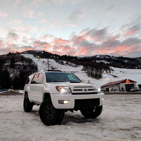 2008 4runner, Utah Snow, 4th Gen 4runner, 4runner Accessories, Toyota Accessories, Custom Jeep Wrangler, Cars Ideas, Toyota 4x4, Custom Jeep