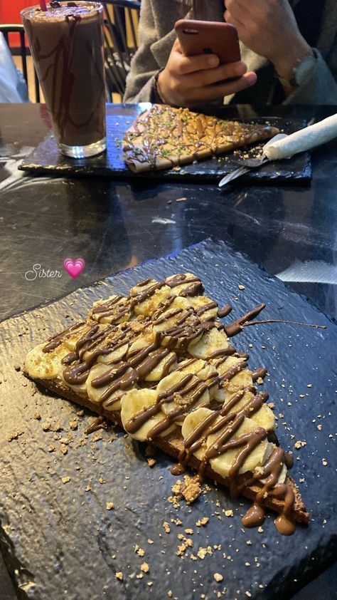 Les Crepes Snapchat, Agadir Snap, Snap Food Restaurant, Ramadan Snap, Dessert Snap, Food Story Instagram, Dinner Snap, Photo Snapchat, Trending Summer Nails