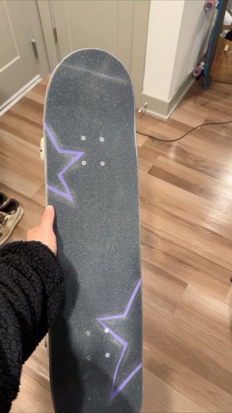 Things To Draw On Skateboard, Deck Design Skateboard, Skateboard Decoration Ideas, Stakeboard Design, Back Of Skateboard Design, Skate Board Deck Design, Skate Bored Design, Skateboard Back Design, Skateboards Design Ideas