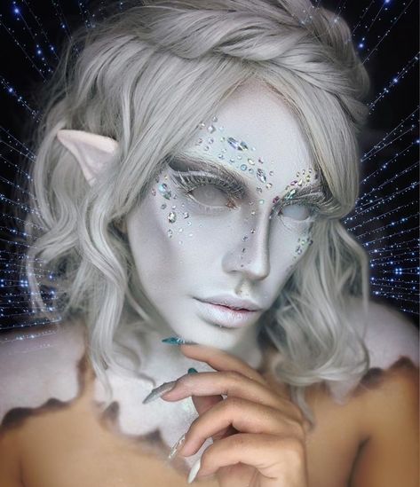 White Witch Makeup Halloween, Ice Elf Makeup, Frost Elf, Interesting Makeup, Ice Queen Makeup, Ben Nye Makeup, Cosplay Inspiration, Witch Makeup, Green Fairy