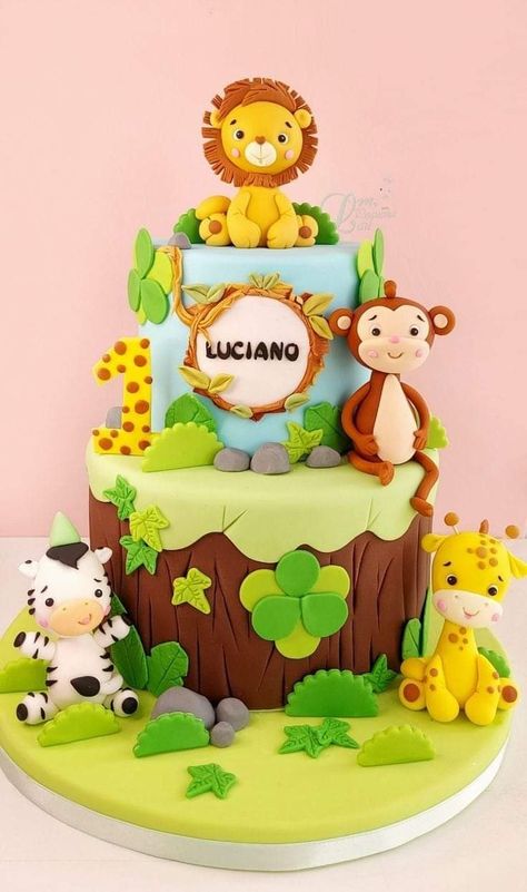 Jungle Theme Cake Design, Safari Theme Cake 1st Birthdays, Jungle Theme Birthday Party Cakes, Safari Birthday Cake Boy, Safari Cake Design, Safari Cake Ideas, Jungle Safari Birthday Cake, Jungle Theme Birthday Cake, Kids Birthday Morning