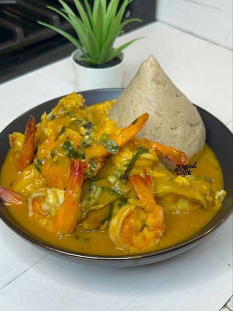 515K views · 14K reactions | Fisherman soup on a budget. 🔥🔥🔥😋 | Fisherman soup on a budget. 🔥🔥🔥😋 | By Joyful Cook | Today I share how to cook the most delicious fisherman soup but on a budget, let's begin. So to begin I'm going to cook the coco yam, it's going to take the longest. So start with that. We are going to thicken the soup with that. Next I'm going to pour boiling water over this fish. This is catfish already cleaned. I'll leave a link on how I clean my catfish in the comment section. So let it sit in a hot water for about a minute. Drain and rinse with cold water. Meanwhile I'm going to blend some pepper and onion and set aside. So in a pot, go in with a clean fish, then you're going to add some of the pepper mix. Now tip number one, try to use a wide enough pot so they Fisherman Soup Nigerian, Fisherman Soup, African Recipes Nigerian Food, African Dishes, Culinary Cooking, Cleaning Fish, Fish Soup, African Recipes, Nigerian Food