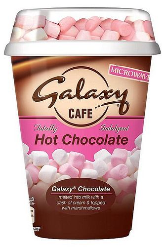 Cafe Hot Chocolate, Hot Chocolate With Marshmallows, Chocolate With Marshmallows, American Snacks, Gum Flavors, Galaxy Chocolate, Hot Chocolate Marshmallows, Will Be Back Soon, Junk Food Snacks