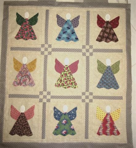 Angel Quilt, Paper Quilt, Felted Wool Crafts, Quilt Square Patterns, Dog Quilts, Applique Quilt Patterns, Scrap Quilt Patterns, Pink Quilts, Crochet Quilt