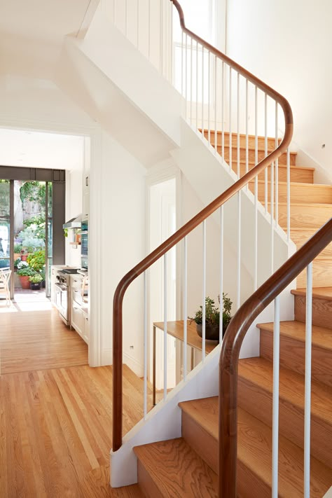 A Modern Victorian by Malcolm Davis Architecture | Rue Staircase Newel Post Ideas, Victorian Banister, Vintage Railing, White And Wood Staircase, Modern Victorian Exterior, Banisters And Railings, Wood Banister, Staircase Banister, Stair Banister