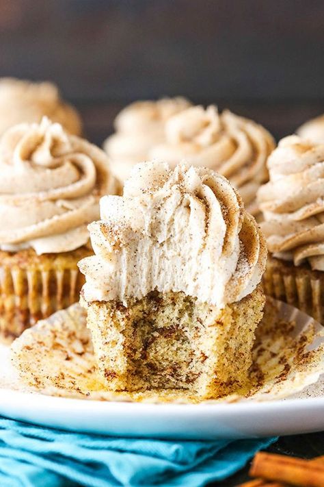 Cinnamon Swirl Cupcakes, Cinnamon Roll Cupcakes, Life Love And Sugar, Snickerdoodle Cupcakes, Cinnamon Frosting, Cinnamon Cupcakes, Swirl Cupcakes, Recipe Journal, Cupcake Flavors