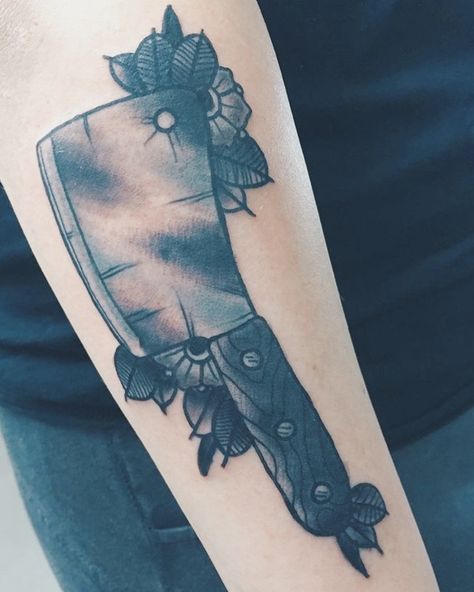 Completed meat cleaver tattoo on my right forearm. 4th addition! Done by Ben Peacock at Chakra Tattoo Lounge. Love itttt Butcher Tattoo Design, Meat Cleaver Tattoo, Cleaver Tattoo, Butcher Tattoo, Doe Tattoo, Tattoo Lounge, Chef Tattoo, Tattoo Black And Grey, Blossoms Band