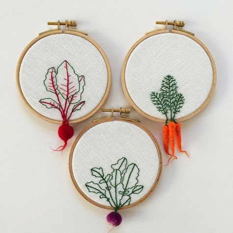 Herb Embroidery, Amazing Embroidery, Embroidered Leaves, Embroidery Tshirt, Pola Sulam, 자수 디자인, Embroidery Hoop Art, Hand Embroidery Patterns, Embroidery Inspiration