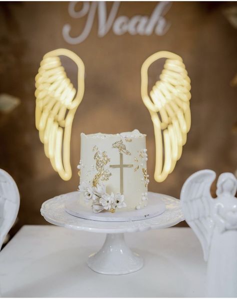 Baptism Stage Decoration Kerala, Baptism Stage Decoration, Baptism Decor, Baptism Photos, Baptism Ideas, Marriage Decoration, Baby Pic, Stage Decoration, Baby Baptism