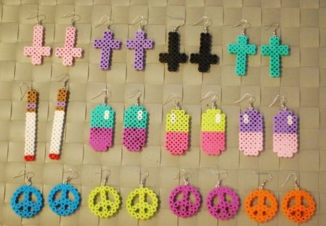 Cute Perler, Perler Bead Earrings, Melt Beads Patterns, Hamma Beads Ideas, Inverted Cross, Easy Perler Bead Patterns, Melty Bead Patterns, Pearl Beads Pattern, Easy Perler Beads Ideas