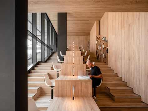 Gallery of Grand Morillon Student Residence / Kengo Kuma & Associates + CCHE - 3 Kengo Kuma Interior, Student Residence, Showroom Office, Co Housing, Interior Design Layout, Student Dorm, Stairs Architecture, Kengo Kuma, Library Architecture