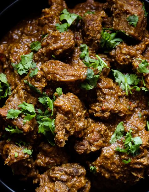 Beef Korma Recipe Indian, Beef Curry Recipe Indian, Beef Recipes Indian, Beef Korma Recipe, Indian Beef Curry, Korma Curry Recipes, Keema Aloo, Beef Korma, Beef Keema