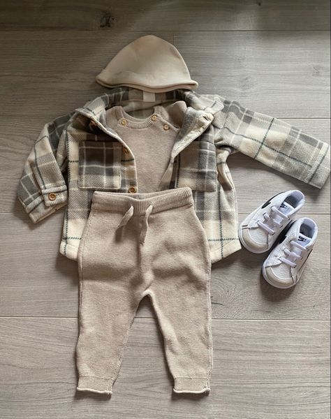 Boy Baby Outfits Stylish, Baby Winter Outfits Boy, Boy Baby Outfits, Fall Baby Clothes Boy, Boy Winter Outfits, Ootd Baby Boy, Baby Fashion Boy, Baby Outfits Boy, Baby Outfits For Boys