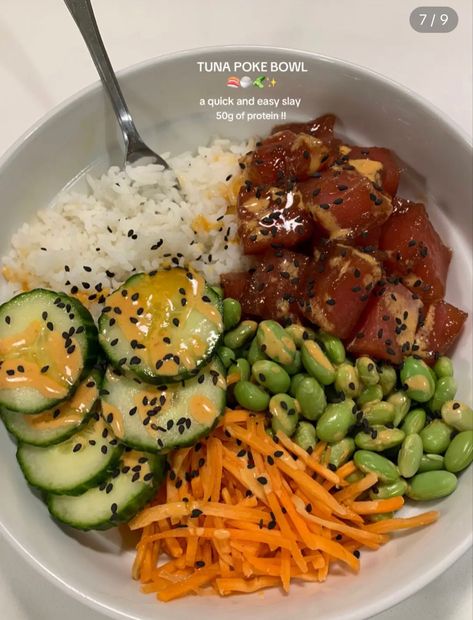 Num Nom, Tuna Poke Bowl, Clean Foods, Tuna Poke, Snacks Easy, Emma Style, Healthy Food Inspiration, Supper Ideas, College Meals