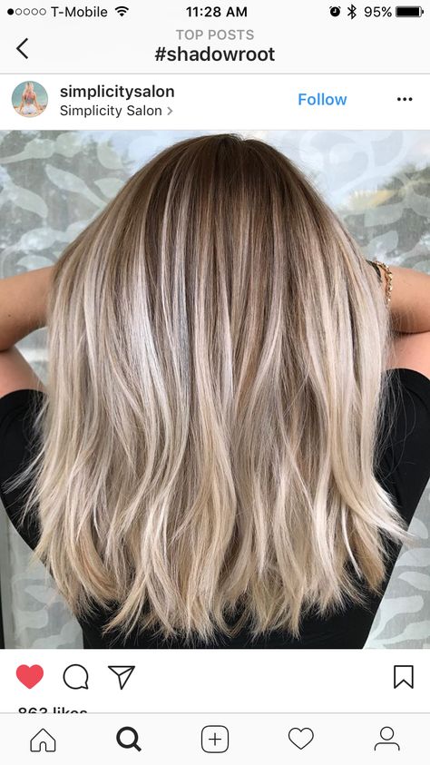 Shadow root, root stretch, rooted balayage Balayage Blonde, Balayage Hair Blonde, Haircut And Color, Brown Blonde Hair, Long Blonde, Hair Color Balayage, Long Blonde Hair, Hair Growth Oil, Blonde Balayage