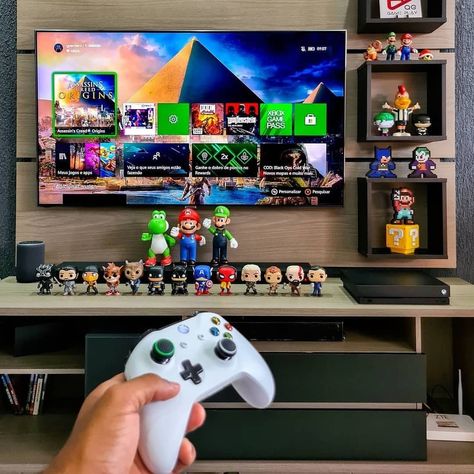 Xbox Tv Setup, Xbox One Setup, Sala Game, Sala Nerd, Console Aesthetic, Small Game Rooms, Nerd Room, Happy Birthday Love Quotes, Video Game Room Design