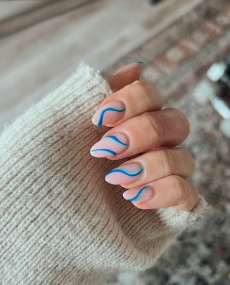 Cute Line Nail Designs, nail line art, nail designs with lines, nails with lines, simple nail art, nail ideas with lines, geometric nail designs, geometric nails Neon Blue Nails, Line Nail Designs, Nail Art Paint, Biab Nails, Quick Nail Art, Neon Nail Art, Line Nail Art, Geometric Nail Art, Blue Lines