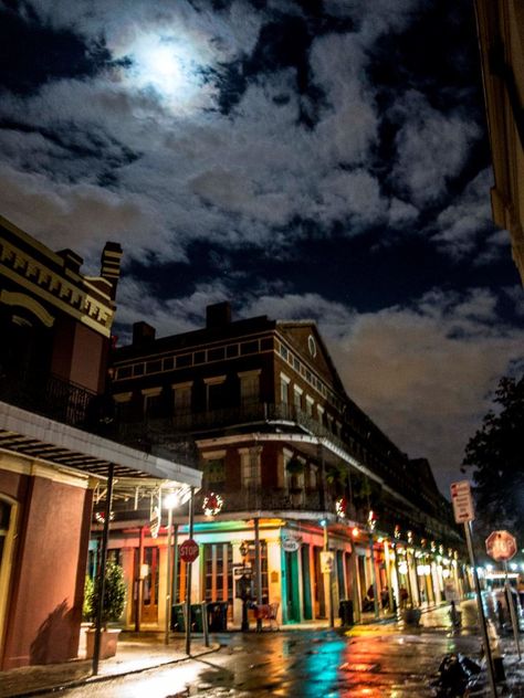 the French Quarter at night - photo by Roy Guste New Orleans At Night, French Quarter Aesthetic, New Orleans Aesthetic French Quarter, Nouvelle Orleans, Jazz Clubs, Louisiana Bayou, New Orleans French Quarter, New Orleans Travel, The French Quarter