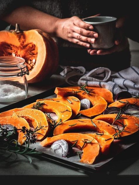 Pumpkin Food Photography, Autumn Table Setting, Pumpkin Photography, Food Photography Dessert, Amazing Food Photography, Food Art Photography, Roasted Pumpkin, Beautiful Food Photography, Peruvian Recipes