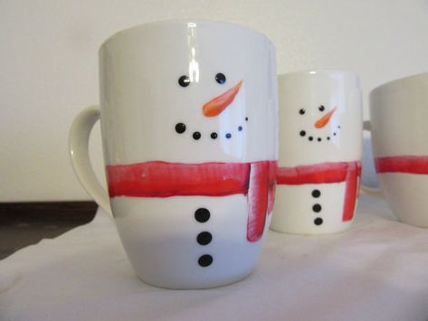 Mugs Snowman  Hand Painted by ME Awesome Gift for the Kids  Unique  One of a Kind  Holiday Decor Egg Hand Paint Mug, Hand Painted Mugs Christmas, Hand Painted Mugs Ideas, Xmas Mugs, Diy Christmas Mugs, Acrylic Crafts, Painted Mug, Christmas Creative, Hand Painted Glassware