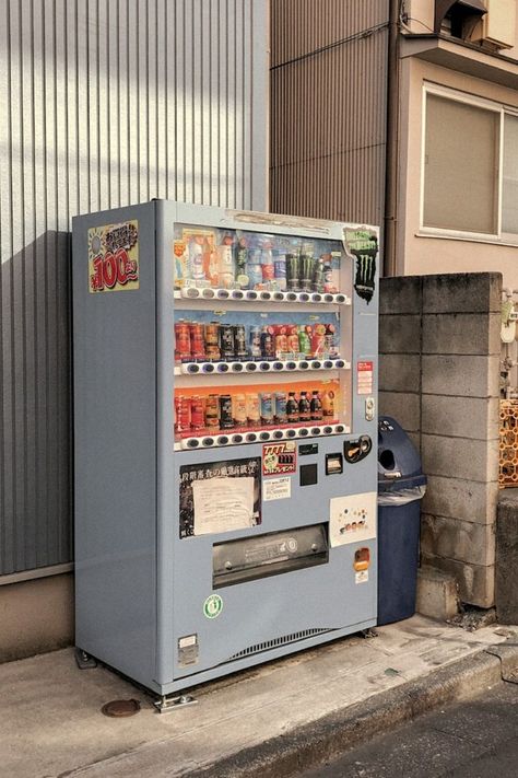 Aesethic japanese japan travel vending machine tokyo kyoto osaka Japanese Vending Machines Aesthetic, Vending Machines Aesthetic, Machines Aesthetic, Japan Vending Machine, Japanese Vending Machines, Vending Machines In Japan, Vending Machine Design, Soda Vending Machine, Japanese Tokyo