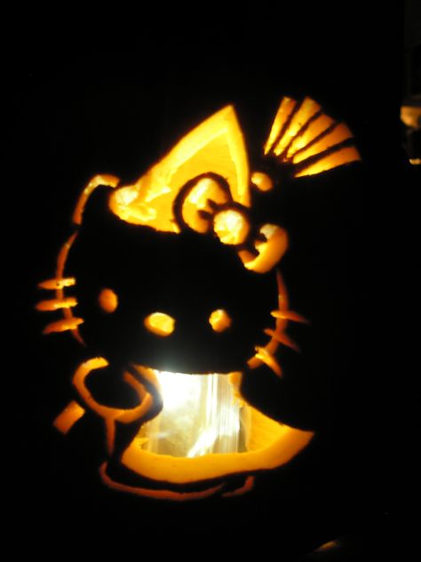 Hello Kitty Jack-O-Lantern Hello Kitty Pumpkin Carving, Kitty Pumpkin Carving, Devil Hello Kitty, Hello Kitty Spooky, Hello Kitty Paper, Kitty Pumpkin, Hello Kitty Pumpkin, Halloween Fest, Hello Kitty Halloween