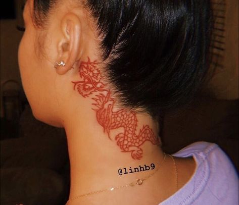 Dragon Tattoo Behind Ear, Red Dragon Tattoo, Girl Neck Tattoos, Side Neck Tattoo, Dragon Tattoo For Women, Neck Tattoos Women, Snakebites, Black Girls With Tattoos, Inspiration Tattoos