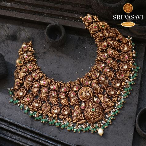 Gold Choker Necklace Indian Antiques, Heavy Necklace Designs, Bridal Gold Choker Designs, Nagas Necklace In Gold, Nakshi Choker Designs Gold, Heavy Gold Necklace Indian, Nakshi Choker Designs, Antique Choker Designs, Beaded Jewelry Designs Ideas