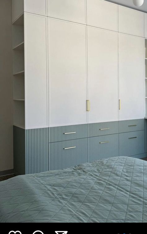 Bedroom Cupboard Designs Master Bath, Sky Blue Wardrobe Design, Sliding Door Wardrobe Design Modern, Fluted Laminate Wardrobe, Children Bedroom Wardrobe Designs, Bedroom Cupboard Designs Colour, Kids Room Wardrobe Design, Wardrobe Laminate, Wardrobe Design Ideas