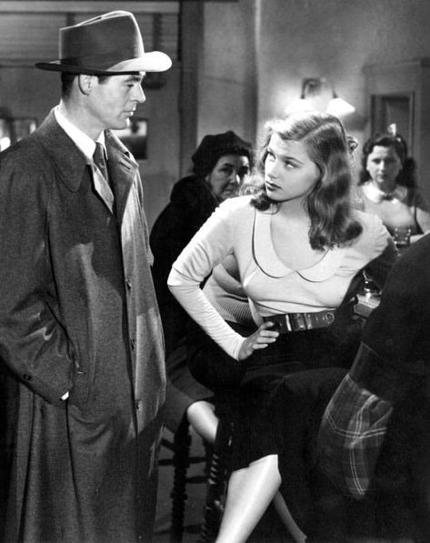 Film Noir Photography, Nicholas Ray, Noir Aesthetic, Classic Film Noir, Noir Detective, Robert Ryan, 50's Fashion, Dvd Collection, Noir Movie