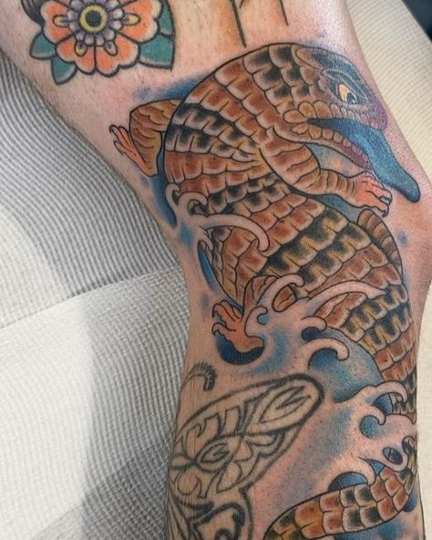 Lindsay Capobus on Instagram: "Got to do this blue tongue skink on seb! Thanks again mate. 
#milduratattoo #bluetongueskink #bluetongueskinksofinstagram #bluetonguetattoo #lizardtattoo #australiantattoo #australiannativetattoo #australianlizard" Tongue Tattoo, Lizard Tattoo, Australian Tattoo, Blue Tongue Skink, Native Tattoos, Tattoos, On Instagram, Blue, Instagram