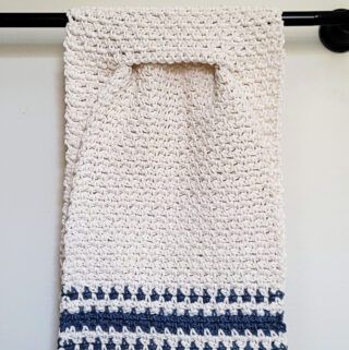 A Crocheted Simplicity - Modern Crochet - Beyond the Basics Crochet Towel Pattern, Crochet Dish Towels, Crochet Towel Holders, Crochet Towel Topper, Crochet Ripple Blanket, Cat Towel, Quick Crochet Projects, Cat Hand, Crochet Towel