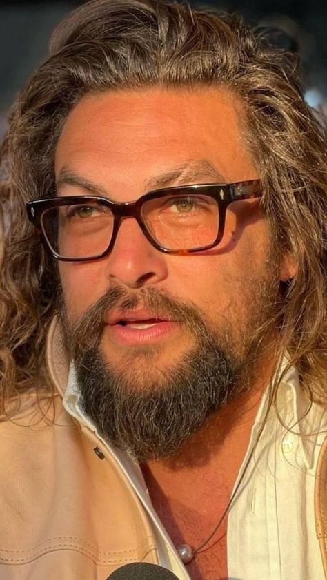 Long Hair And Glasses, Man Actor, Aqua Man, Hair And Glasses, Jason Momoa, A Man, Profile Picture, Long Hair, Hair