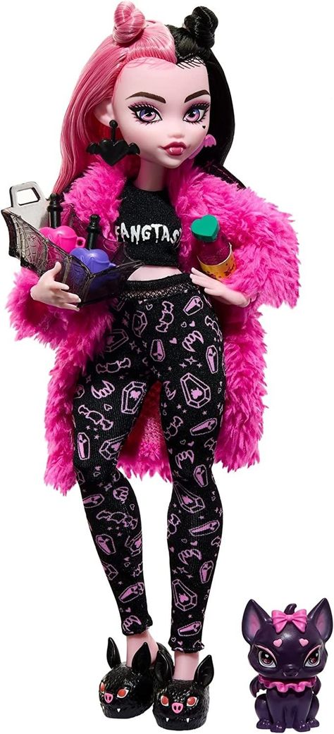 Monster High Creepover, Count Fabulous, Pet Bat, Draculaura Doll, Sleepover Essentials, Bat Animal, Cute Bat, Creature Comforts, Monster Party