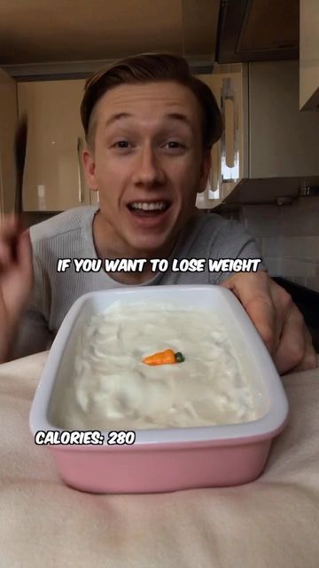 Matt Boxalll on Instagram: "😍280 Calorie Carrot Cake!😍 - - Icing = tbsp low fat Greek yogurt, tbsp low fat cream cheese and a tbsp low calorie sugar - ❌Find Out Your Calorie Deficit Calories! Link In Bio!❌ - - #weightlossrecipes #lowcalorierecipes" Low Calorie Loaf Cake, Low Calorie Carrot Recipes, Low Calorie Icing, Low Calorie High Volume Foods, Low Cal Cake, Low Calorie Carrot Cake, Low Fat Carrot Cake, Low Calorie Cake Recipes, Volume Eating