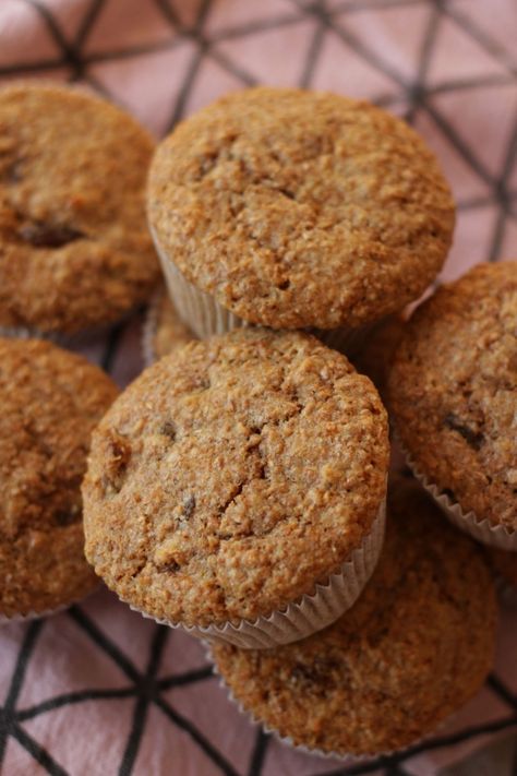 Honey Bran Muffin Recipe, Wheat Bran Muffins, Peanut Butter Oatmeal Muffins, Apple Bran Muffins, Honey Bran Muffins, Bran Muffins Healthy, Banana Bran Muffins, Honey Muffins, Bran Muffin Recipes