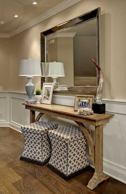 wooden console table with table lamp and large wall mirror Restauration Hardware, Lake Retreat, Narrow Console Table, Mirror On The Wall, Entry Way Design, Entry Table, Decoration Inspiration, Style At Home, Large Mirror