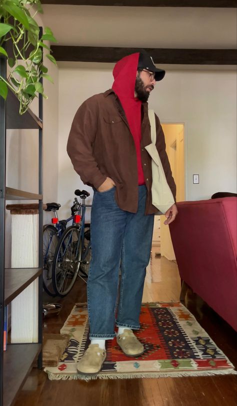 Men’s Plus Size Outfits Fall, Red And Brown Outfit Men, Over Size T Shirt Outfit Men, Cozy Mens Outfits, Mens Plus Size Fashion Men Street Styles, Men Tote Bag Fashion Street Styles, Brown Oversized Shirt Outfit, Cozy Outfit Men, Red Shirt Outfit Men