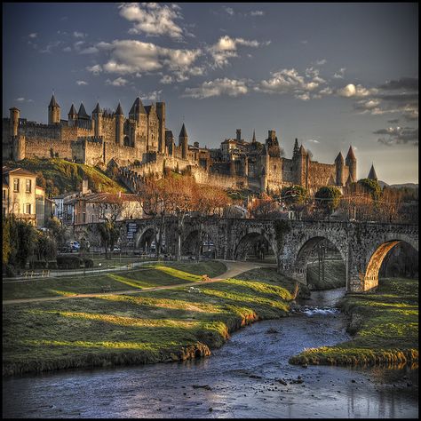 Carcassone France Carcassonne France, Magic Places, Real Estat, 다크 판타지, Chateau France, Voyage Europe, Beautiful Castles, France Travel, Pretty Places