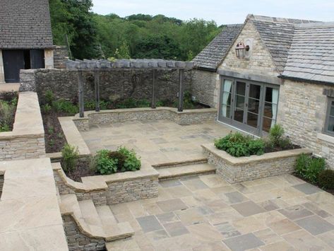 Stone Front House, Under Floor Heating, Grey Rock, York Stone, Paving Ideas, Crazy Paving, Courtyard Gardens Design, Garden Paving, Floor Heating