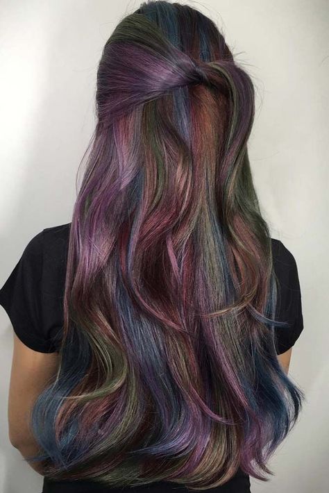 If you want to know more about the oil slick trend and think that it would be nice to follow it, we have some pieces of advice to ensure that your transition to an oil slick beauty goes as smoothly as possible. #haircolor #oilslickhair Very Long Bob, Oil Slick Hair Color, Subtle Hair Color, Cabelo Ombre Hair, Fantastic Hairstyles, Oil Slick Hair, Slick Hair, Trendy We Fryzurach, Perfect Hairstyle