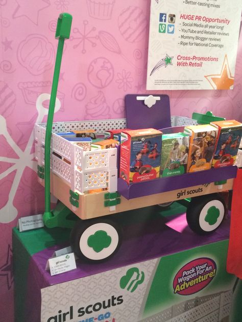 Girl Scout Cookie Wagon, Wagon Ideas, Scout Mom, Girl Scout Swap, Scout Activities, Girl Scout Leader, Daisy Girl Scouts, Girl Scout Crafts, Brownie Girl Scouts