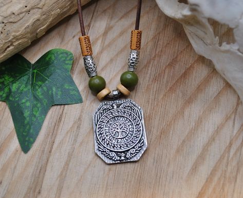 Odin's Ravens, Viking Necklace, Runes, Vikings, Jewelry Necklace Pendant, Pendant Necklaces, Germany, Jewelry Necklaces, Pendant Necklace