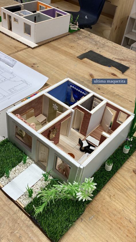 Mini Models Architecture, Miniature House Model Architecture, House Model For School Project, House Model Architecture, Architectural Maquette, Scale Model Architecture, Architectural Furniture, Maquette Architecture, House Projects Architecture